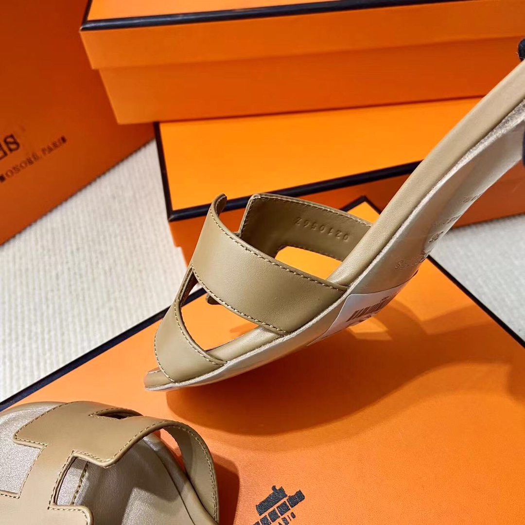 에르메스 올수공 오아시스 슬리퍼 샌들 스위프트 34